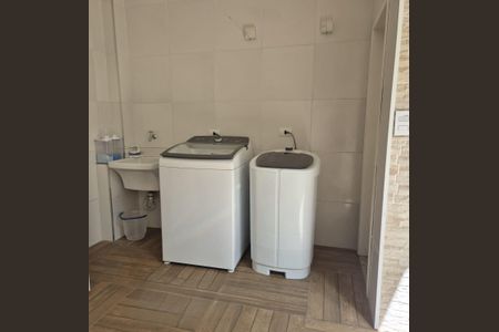 Casa à venda com 150m², 2 quartos e 2 vagasÁrea de serviço