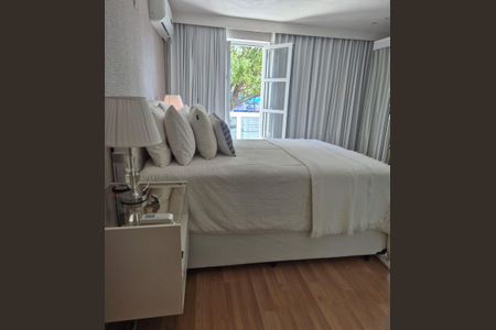 Casa à venda com 150m², 2 quartos e 2 vagasQuarto