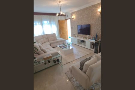 Casa à venda com 150m², 2 quartos e 2 vagasSala