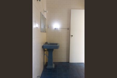 Casa para alugar com 40m², 2 quartos e sem vagaBanheiro