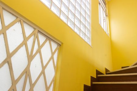 Escada de casa para alugar com 2 quartos, 40m² em Imperial de São Cristóvão, Rio de Janeiro