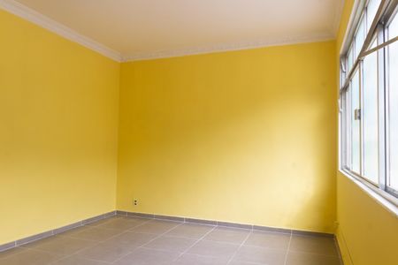 Sala de casa para alugar com 2 quartos, 40m² em Imperial de São Cristóvão, Rio de Janeiro