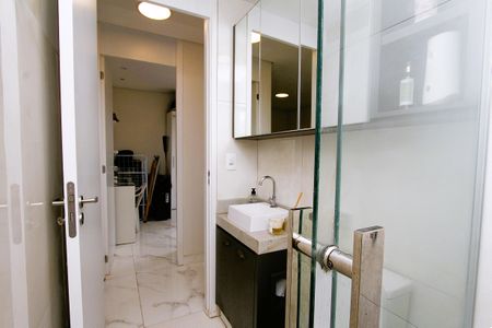 Apartamento à venda com 47m², 2 quartos e 1 vagaBanheiro Social