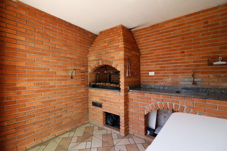 Casa para alugar com 232m², 5 quartos e 2 vagas Casa para alugar com 232m², 5 quartos e 2 vagasEspaço Gourmet