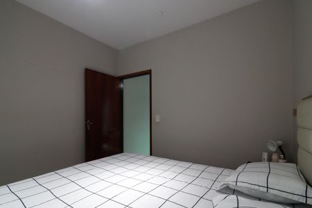 Casa para alugar com 232m², 5 quartos e 2 vagas Casa para alugar com 232m², 5 quartos e 2 vagasQuarto 1