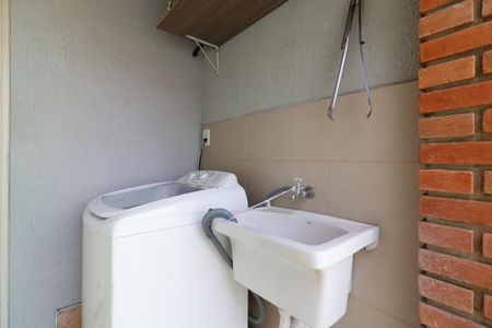 Casa para alugar com 232m², 5 quartos e 2 vagas Casa para alugar com 232m², 5 quartos e 2 vagasÁrea de Serviço