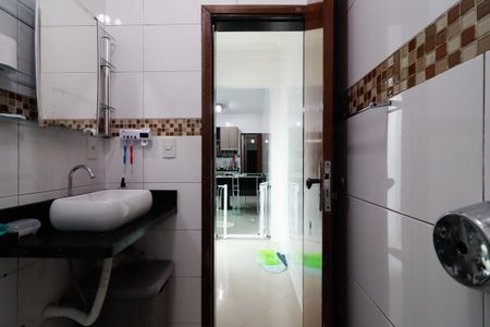 Casa para alugar com 232m², 5 quartos e 2 vagas Casa para alugar com 232m², 5 quartos e 2 vagasBanheiro