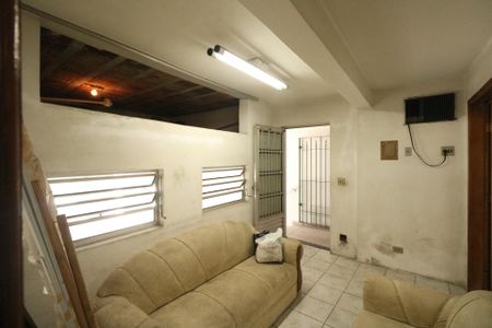 Casa à venda com 300m², 3 quartos e 2 vagasEscritório