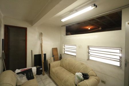 Casa à venda com 300m², 3 quartos e 2 vagasEscritório