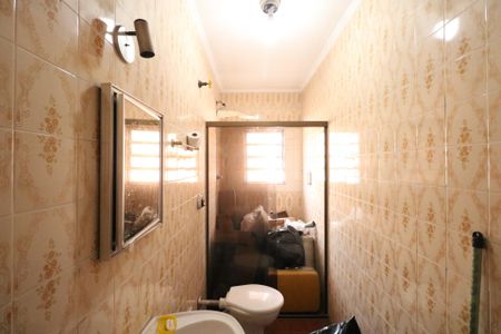 Casa à venda com 300m², 3 quartos e 2 vagasBanheiro