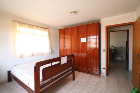 Casa à venda com 300m², 3 quartos e 2 vagasCasa 02