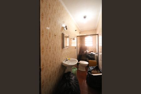 Casa à venda com 300m², 3 quartos e 2 vagasBanheiro
