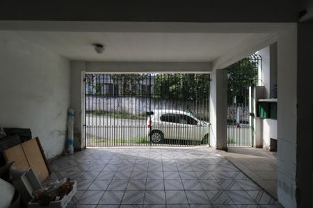 Casa à venda com 300m², 3 quartos e 2 vagasGaragem