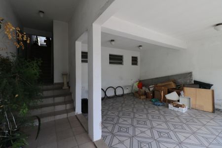 Casa à venda com 300m², 3 quartos e 2 vagasGaragem