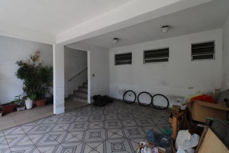 Casa à venda com 300m², 3 quartos e 2 vagasGaragem