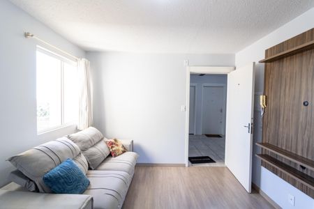 Sala de apartamento para alugar com 2 quartos, 44m² em Glória, Porto Alegre