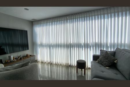 Apartamento à venda com 153m², 3 quartos e 3 vagas Apartamento à venda com 153m², 3 quartos e 3 vagasSala
