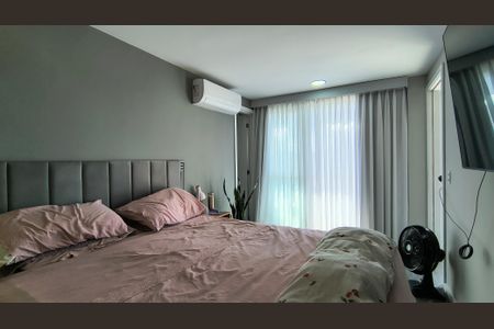 Apartamento à venda com 153m², 3 quartos e 3 vagas Apartamento à venda com 153m², 3 quartos e 3 vagasSuíte