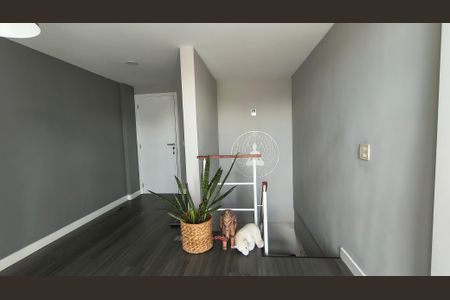 Apartamento à venda com 153m², 3 quartos e 3 vagas Apartamento à venda com 153m², 3 quartos e 3 vagasHall da Cobertura