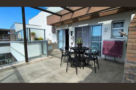 Apartamento à venda com 153m², 3 quartos e 3 vagas Apartamento à venda com 153m², 3 quartos e 3 vagasCobertura
