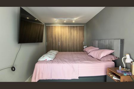Apartamento à venda com 153m², 3 quartos e 3 vagas Apartamento à venda com 153m², 3 quartos e 3 vagasSuíte