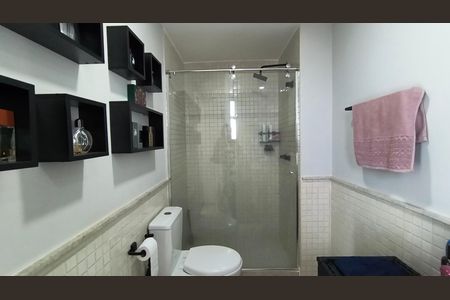 Apartamento à venda com 153m², 3 quartos e 3 vagas Apartamento à venda com 153m², 3 quartos e 3 vagasBanheiro da Suíte