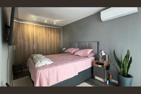 Apartamento à venda com 153m², 3 quartos e 3 vagas Apartamento à venda com 153m², 3 quartos e 3 vagasSuíte