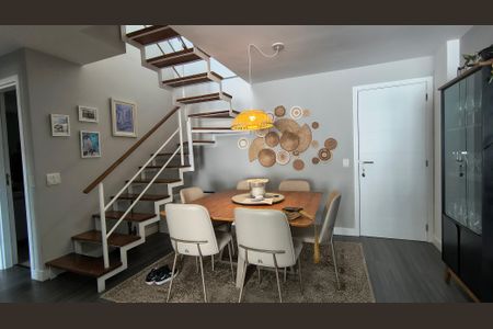 Apartamento à venda com 153m², 3 quartos e 3 vagas Apartamento à venda com 153m², 3 quartos e 3 vagasSala