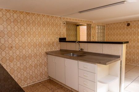 Casa para alugar com 360m², 3 quartos e 8 vagasPiso inferior-Cozinha