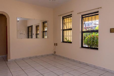 Sala 1 de casa para alugar com 3 quartos, 360m² em Jardim Santana, Americana