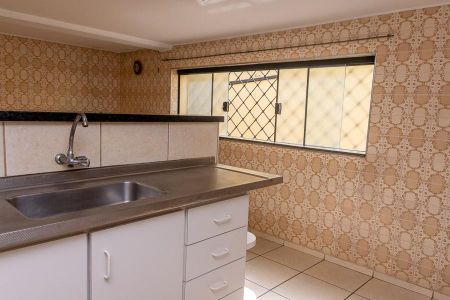 Casa para alugar com 360m², 3 quartos e 8 vagasPiso inferior-Cozinha