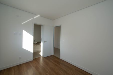 Apartamento à venda com 106m², 2 quartos e 2 vagasQUARTO1