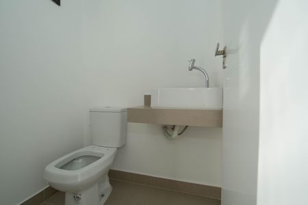 Apartamento à venda com 106m², 2 quartos e 2 vagasBANHEIRO3