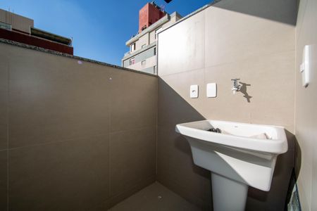 Apartamento à venda com 62m², 2 quartos e 2 vagasAREA DE SERVICO