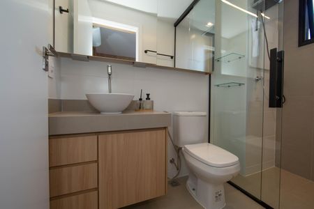 Apartamento à venda com 62m², 2 quartos e 2 vagasBANHEIRO2