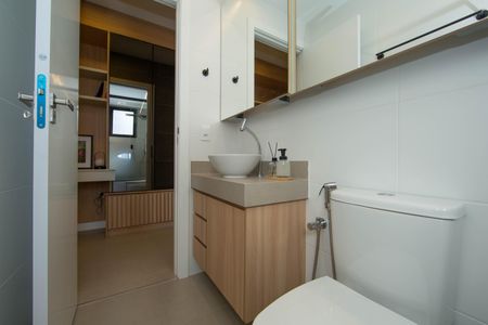 Apartamento à venda com 62m², 2 quartos e 2 vagasBANHEIRO1