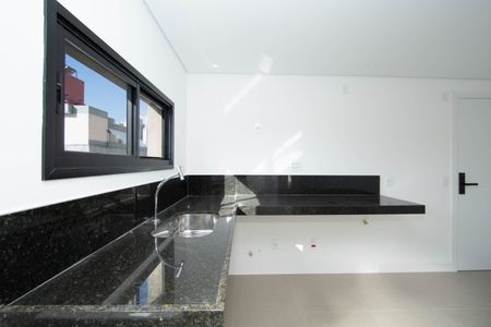 Apartamento à venda com 62m², 2 quartos e 2 vagasCOZINHA