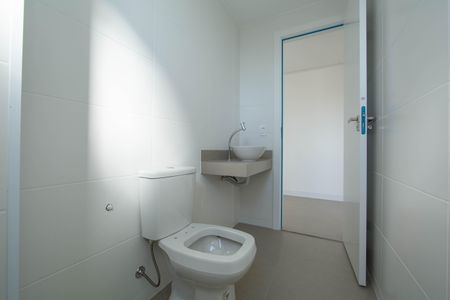 Apartamento à venda com 62m², 2 quartos e 2 vagasBANHEIRO2