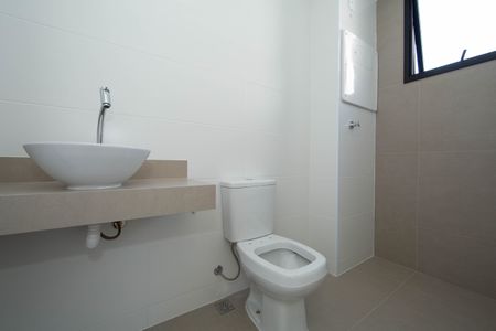 Apartamento à venda com 62m², 2 quartos e 2 vagasBANHEIRO2