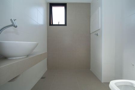 Apartamento à venda com 187m², 4 quartos e 3 vagasBANHEIRO2