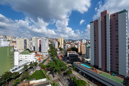 Apartamento à venda com 187m², 4 quartos e 3 vagasVISTA