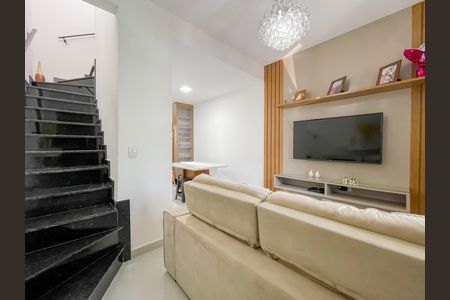 Sala de casa à venda com 2 quartos, 64m² em Bela Vista, Osasco