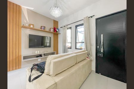 Sala de casa à venda com 2 quartos, 64m² em Bela Vista, Osasco