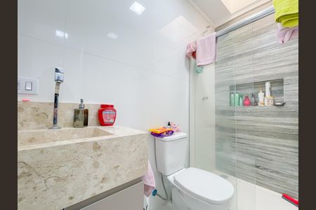 Casa à venda com 64m², 2 quartos e 1 vaga Casa à venda com 64m², 2 quartos e 1 vagaBanheiro