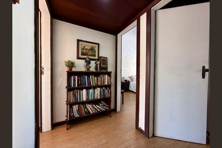 Corredor de apartamento à venda com 3 quartos, 184m² em Copacabana, Rio de Janeiro