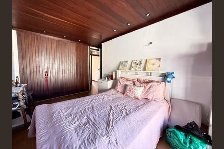 Apartamento à venda com 184m², 3 quartos e 1 vagaQuarto 