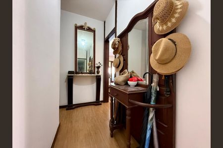 Corredor de apartamento à venda com 3 quartos, 184m² em Copacabana, Rio de Janeiro