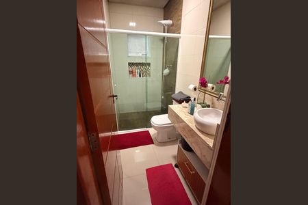 Casa à venda com 300m², 4 quartos e 3 vagasBanheiro