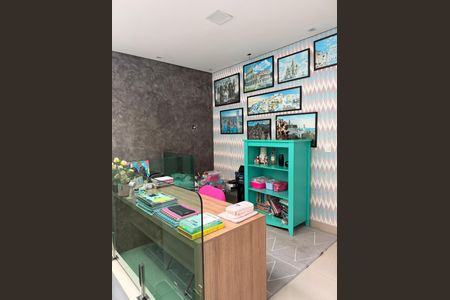 Casa à venda com 300m², 4 quartos e 3 vagasCorredor