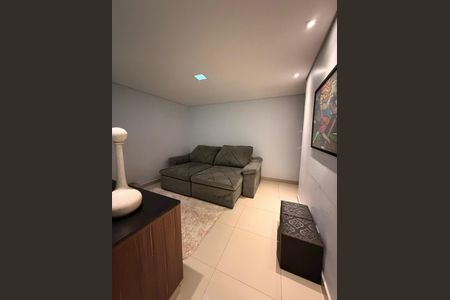 Casa à venda com 300m², 4 quartos e 3 vagasSala